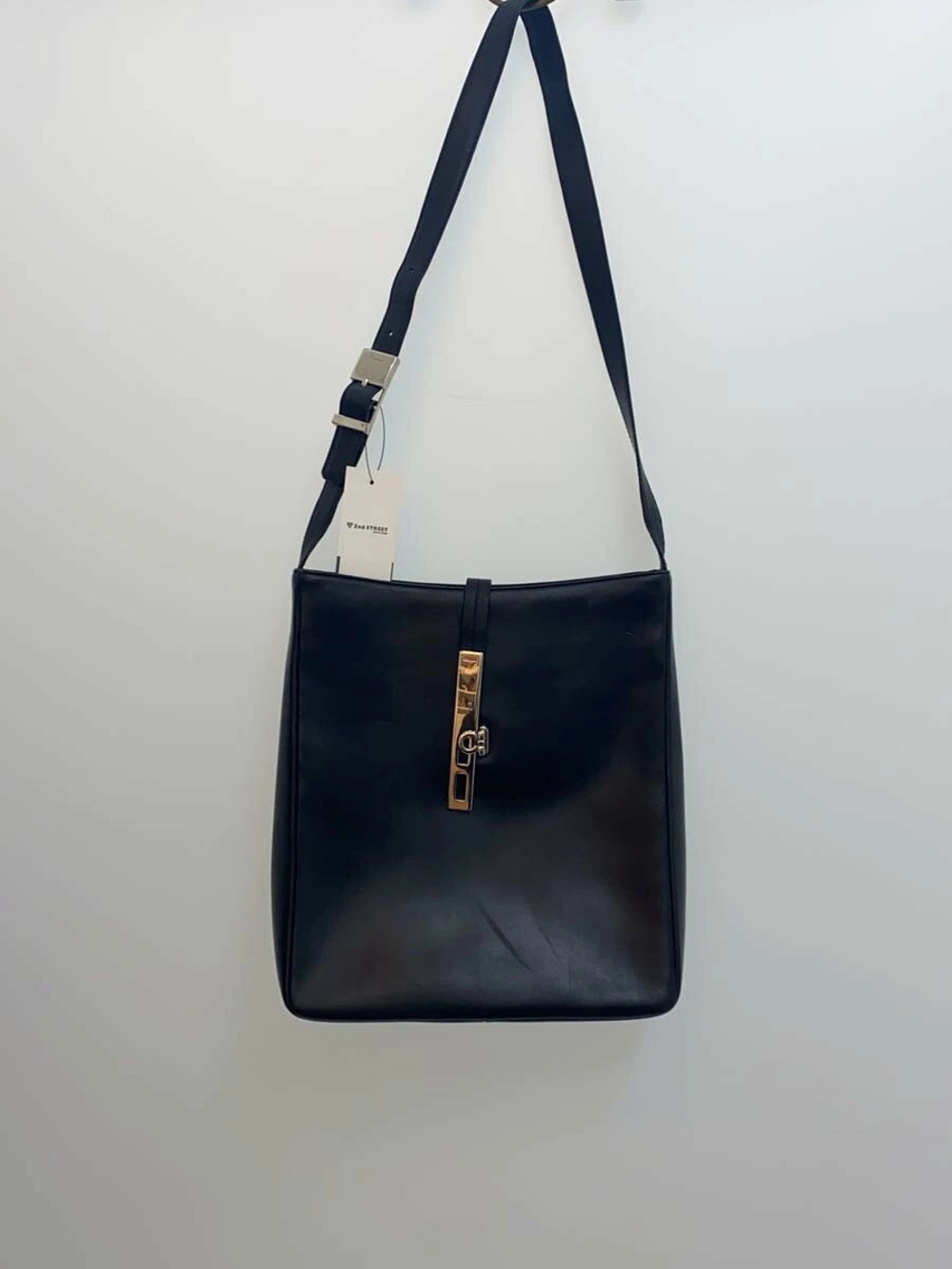 Salvatore Ferragamo Shoulder Bag Leather Black